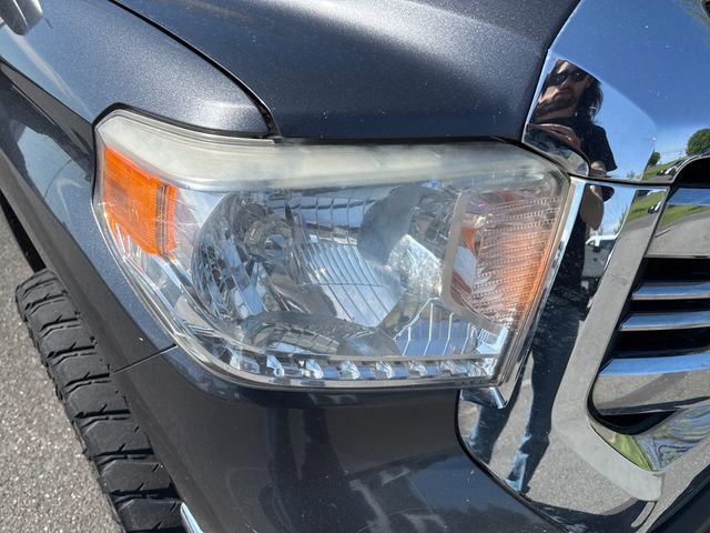 Used 2016 Toyota Tundra SR5 w/ TRD Off Road Package AWD/4WD image 12