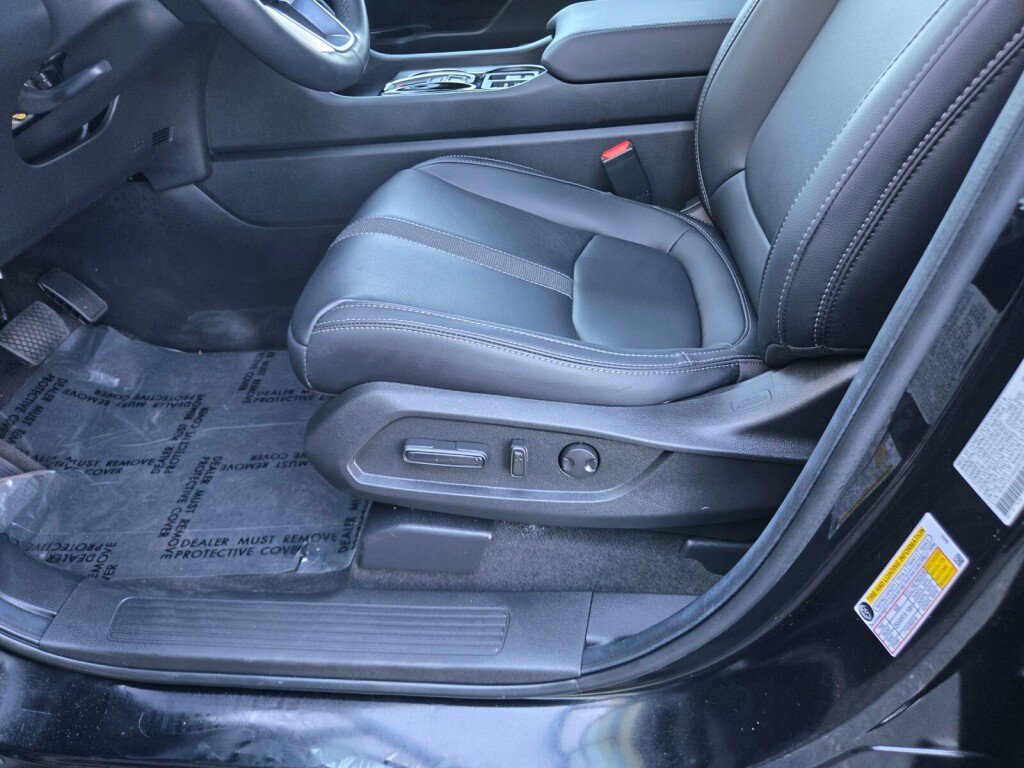 Certified 2025 Honda Pilot EX-L image 21