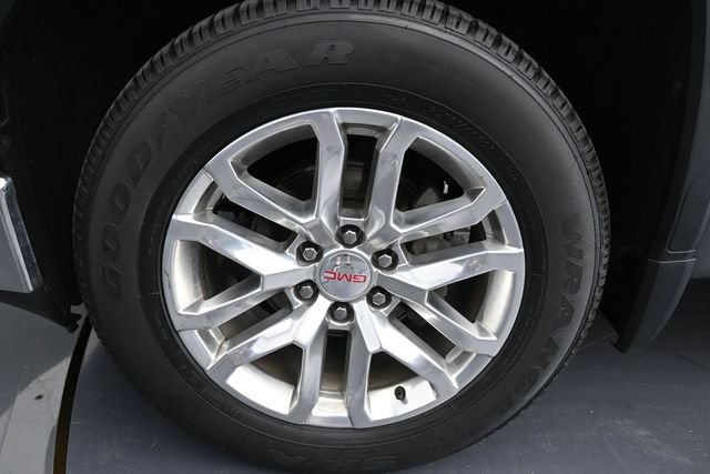 Used 2021 GMC Sierra 1500 SLT w/ SLT Premium Plus Package AWD/4WD image 22