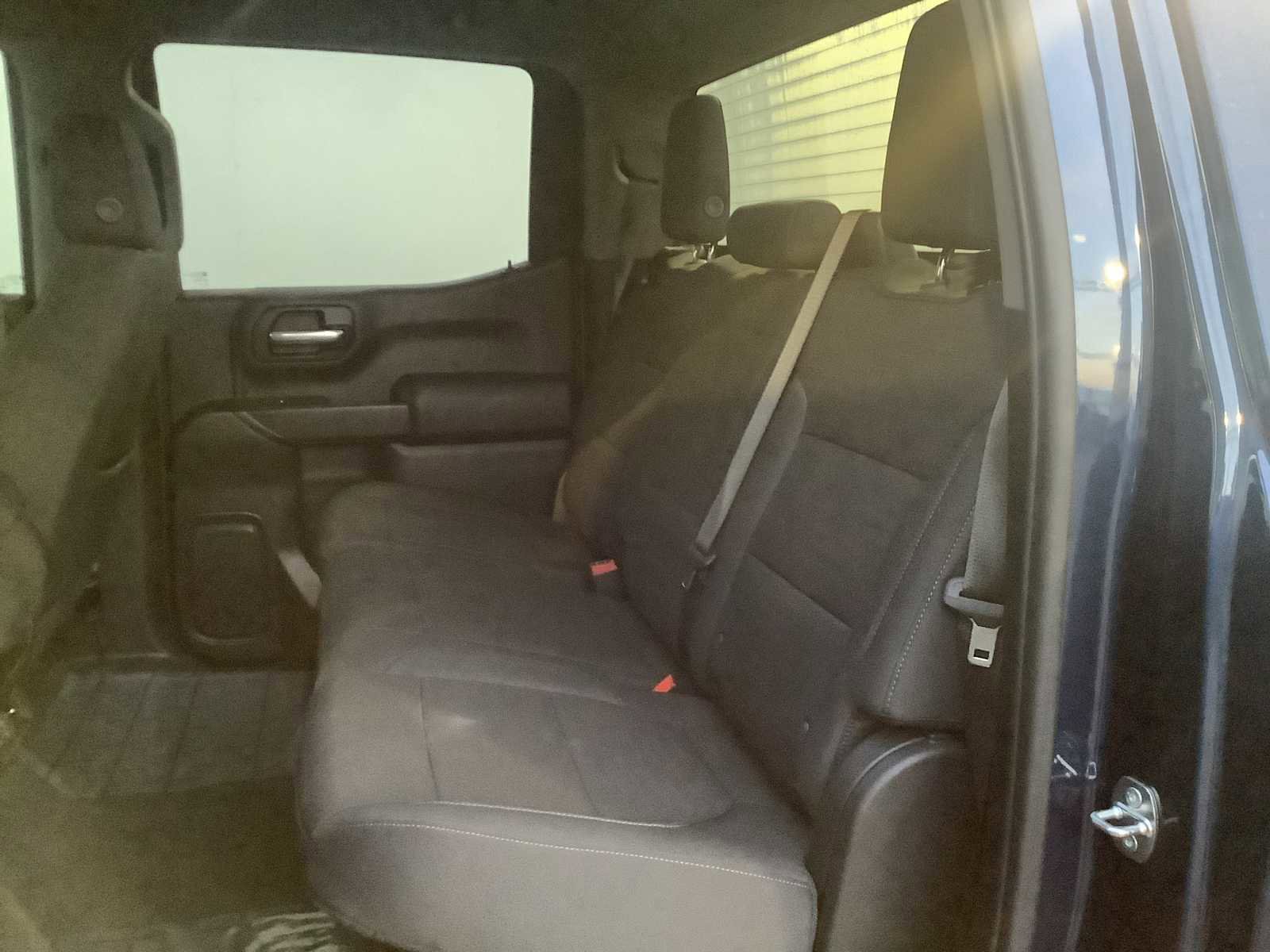 Used 2021 Chevrolet Silverado 1500 LT image 13