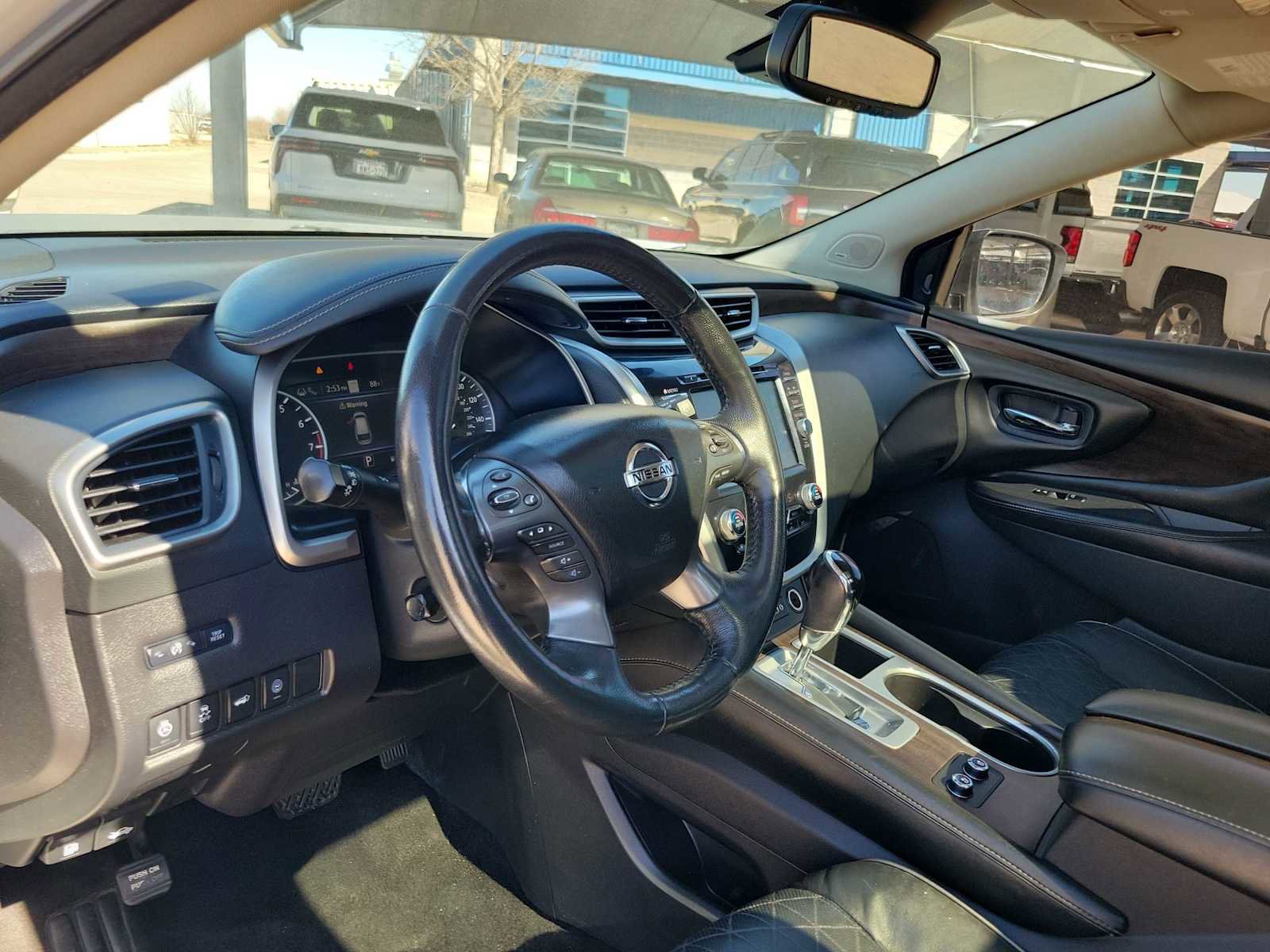 Used 2019 Nissan Murano Platinum image 10
