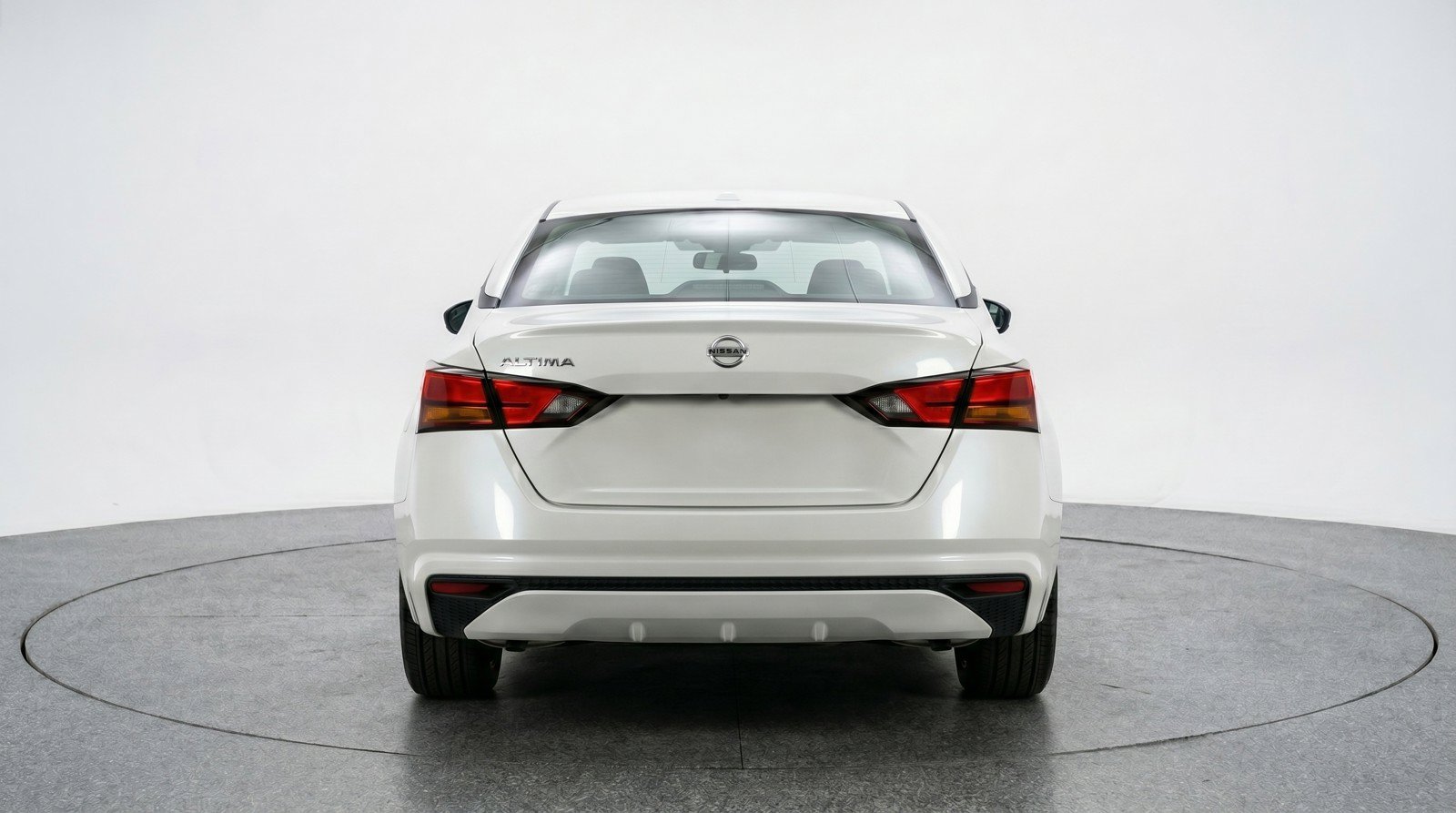 Used 2025 Nissan Altima 2.5 SV FWD image 7