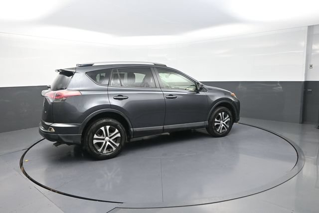 Used 2016 Toyota RAV4 LE FWD image 21