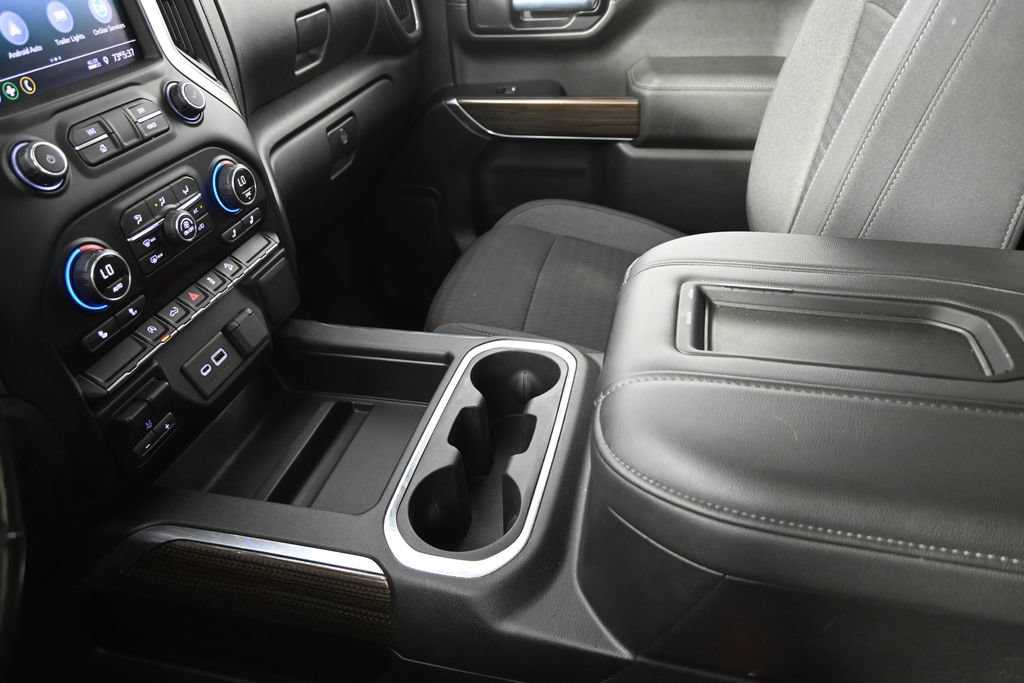 Used 2020 Chevrolet Silverado 1500 RST w/ True North Edition AWD/4WD image 32