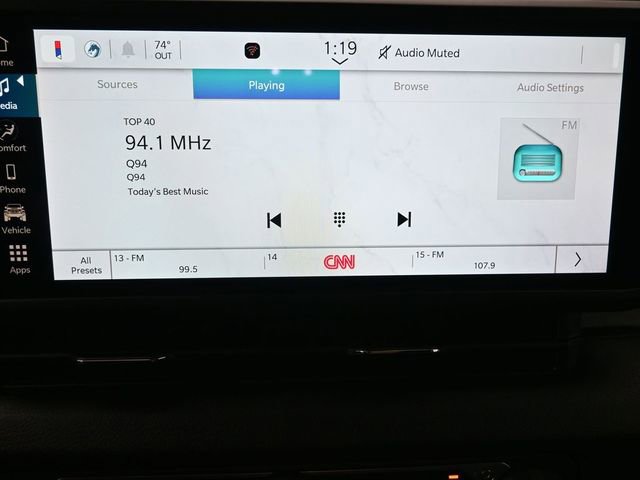 Used 2025 Jeep Wrangler Sport S image 3