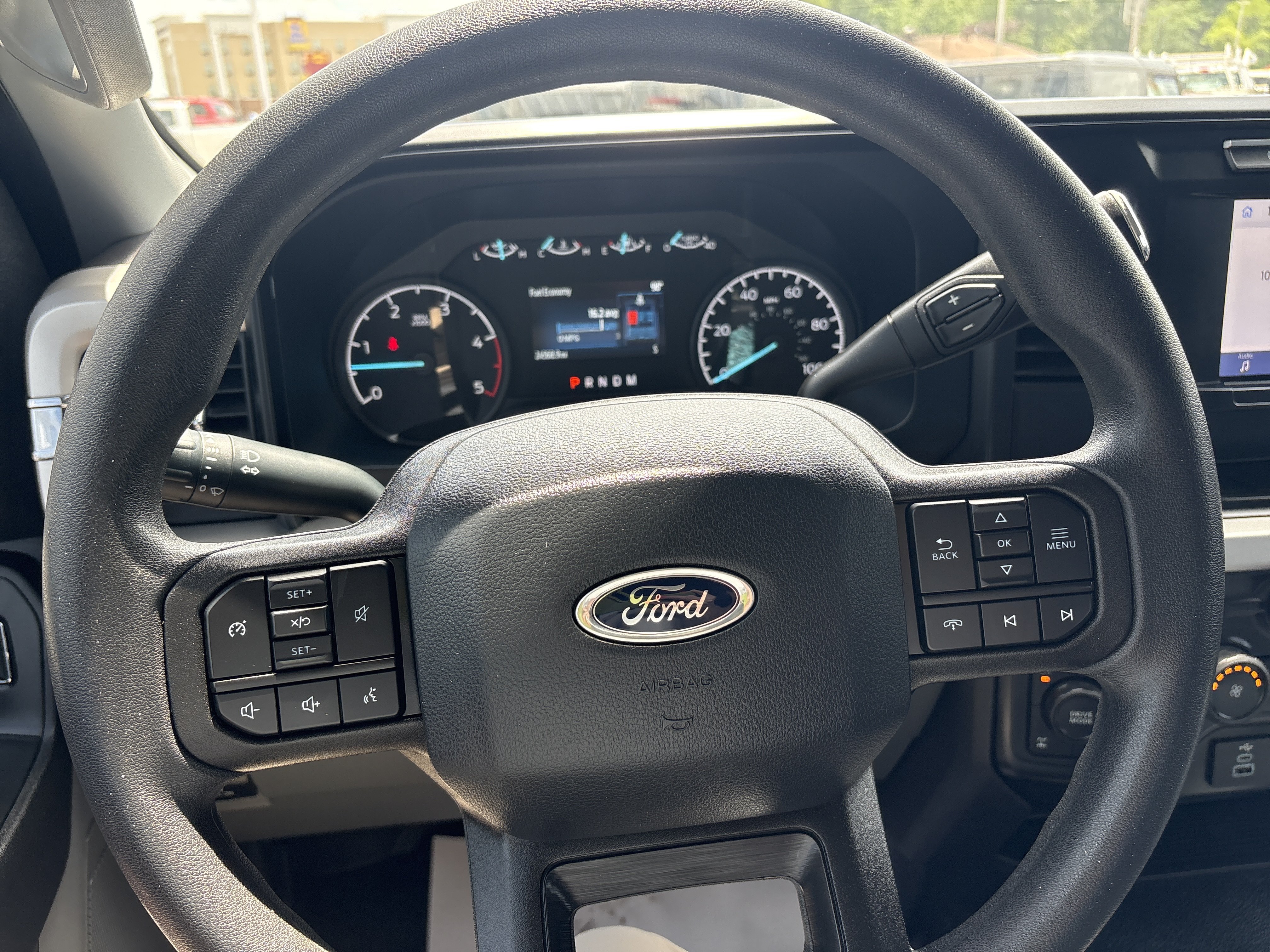 Used 2024 Ford F350 XL w/ Snow Plow/Camper Package AWD/4WD image 12