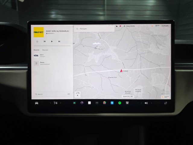 Used 2023 Tesla Model X Plaid image 28
