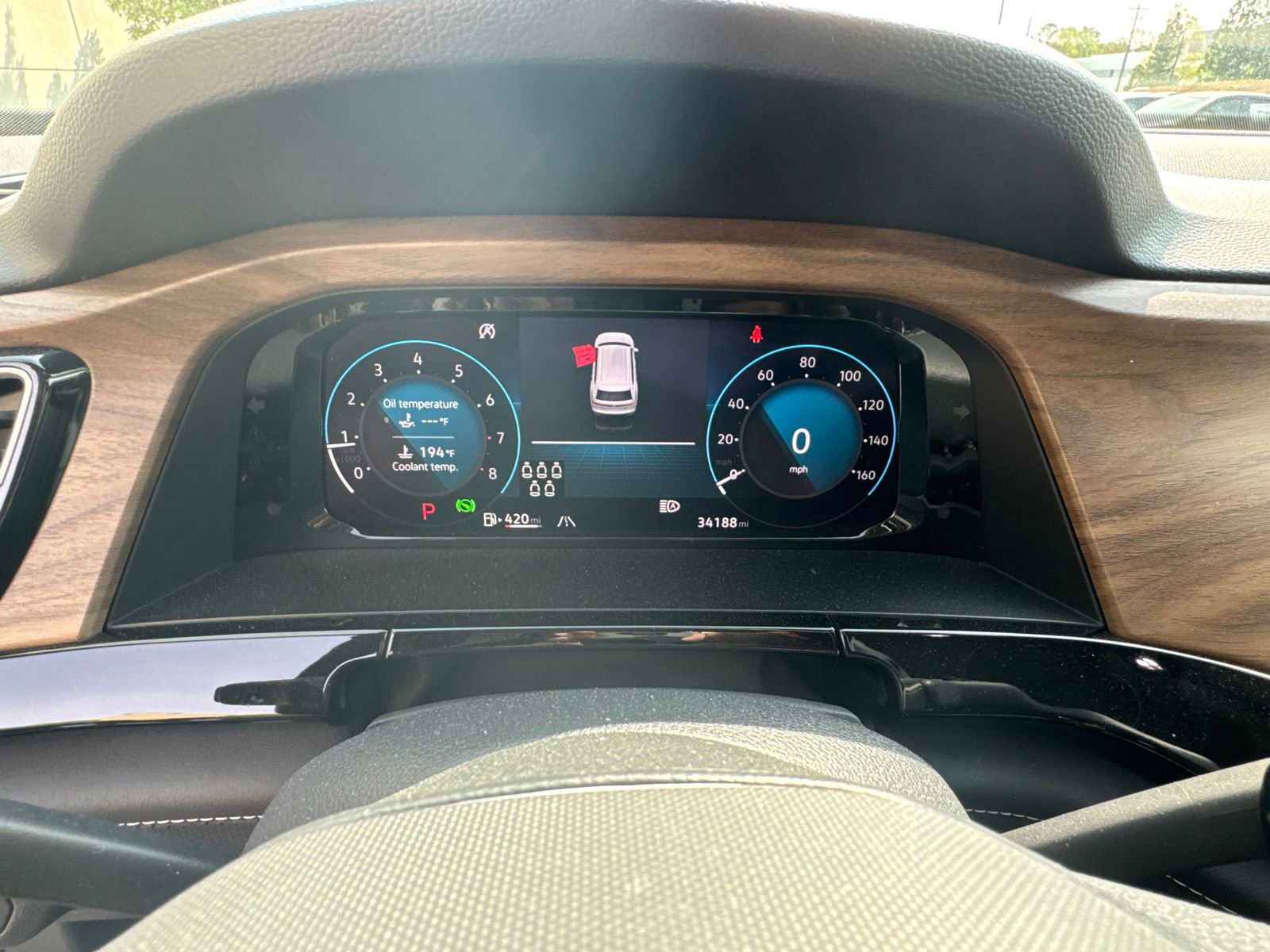 Used 2025 Volkswagen Atlas SE FWD image 28