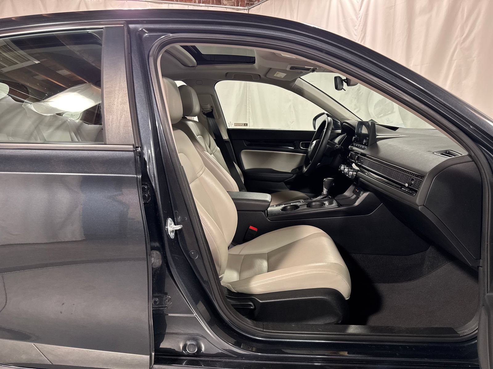 Certified 2023 Honda Civic EX-L image 15