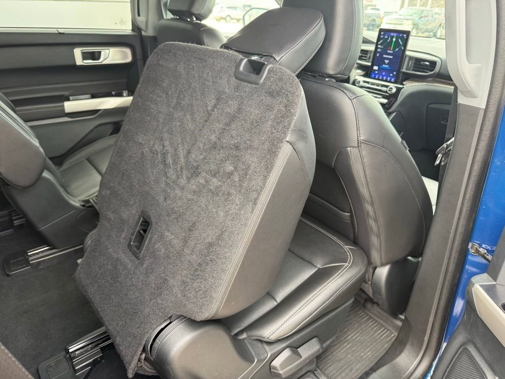 Used 2023 Ford Explorer Limited w/ Limited Technology Package image 28