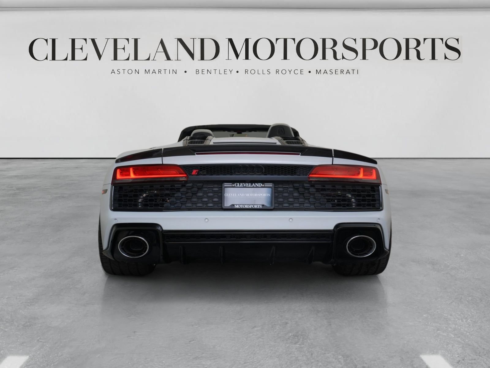 Used 2020 Audi R8 V10 w/ Carbon Exterior Package AWD/4WD image 38