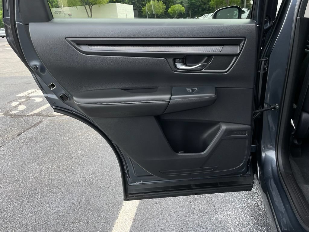 Certified 2025 Honda CR-V EX image 38