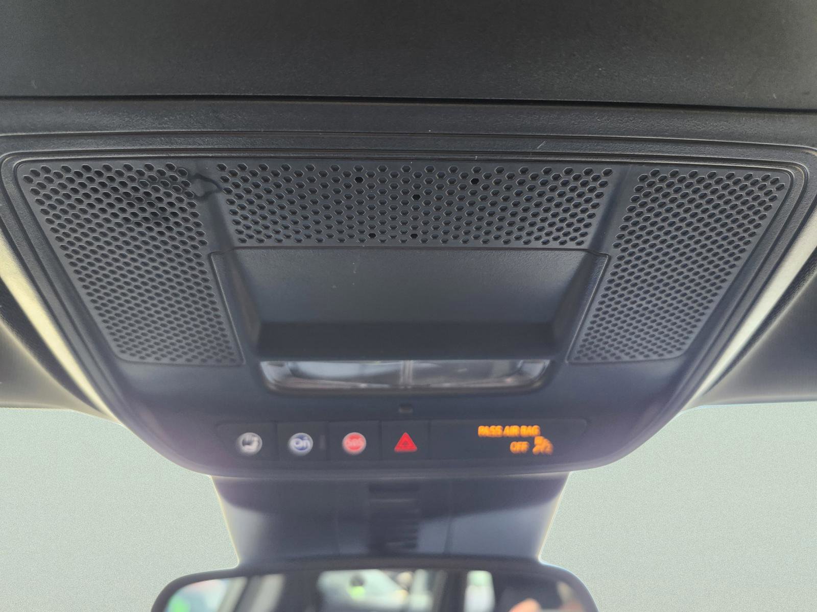 Used 2025 Buick Enclave Sport Touring image 21