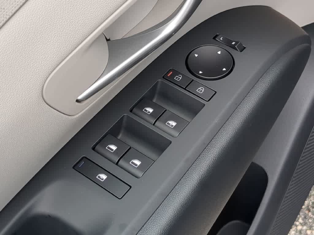 New 2026 Hyundai Tucson SEL FWD image 17