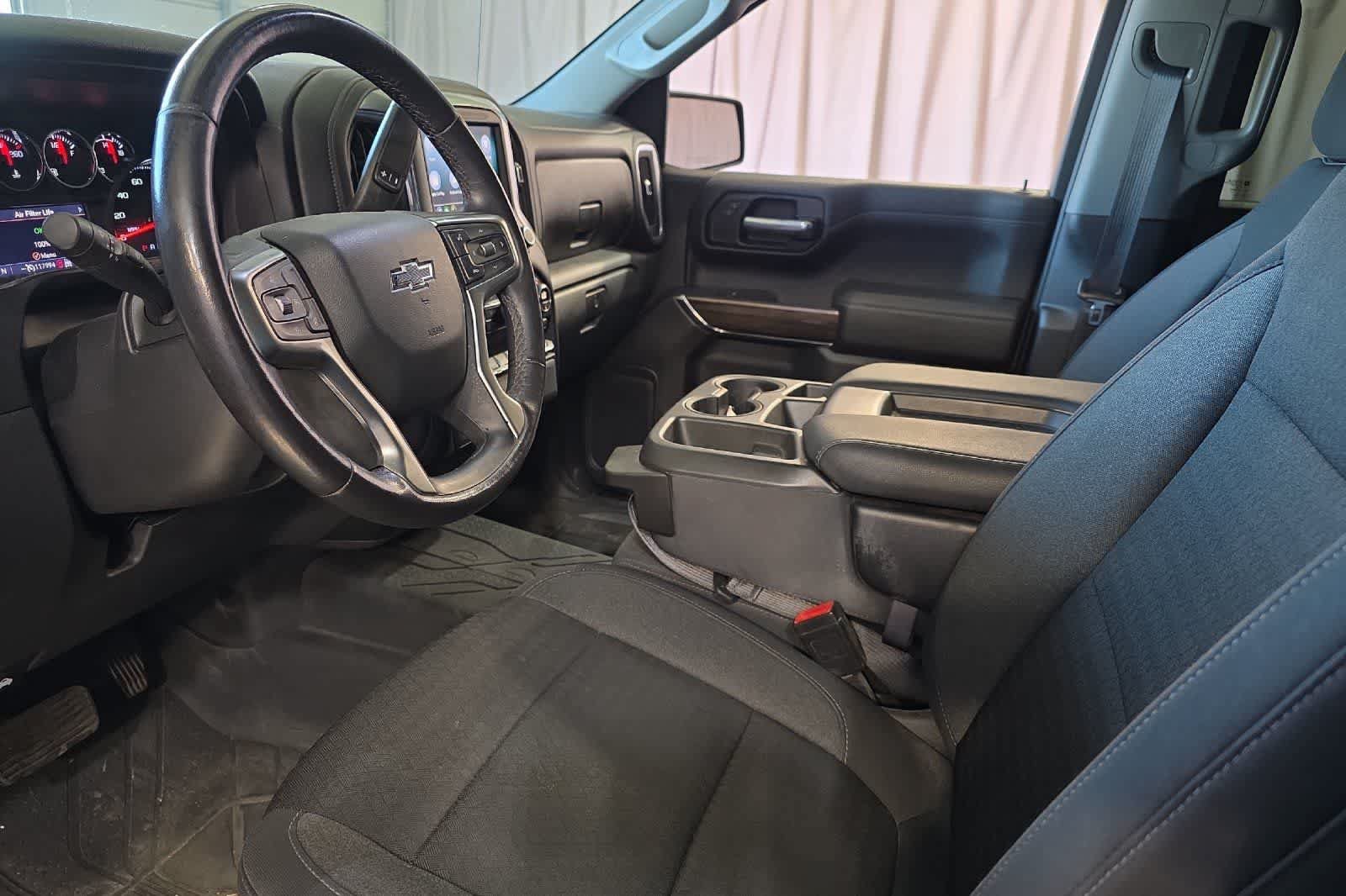 Used 2021 Chevrolet Silverado 1500 RST w/ Bed Protection Package AWD/4WD image 14