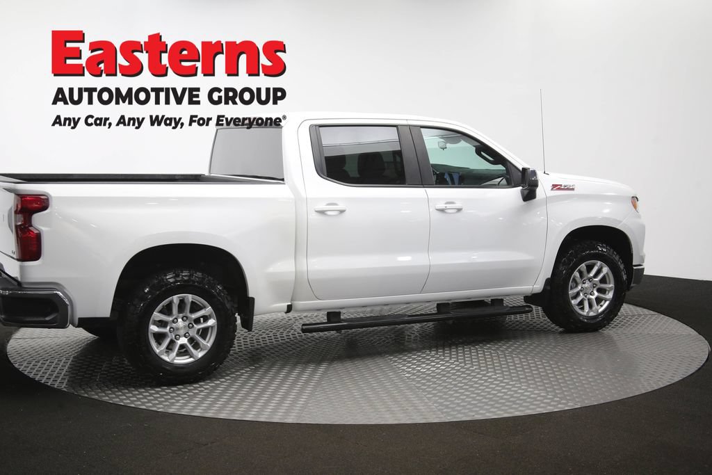 Used 2023 Chevrolet Silverado 1500 LT AWD/4WD image 40