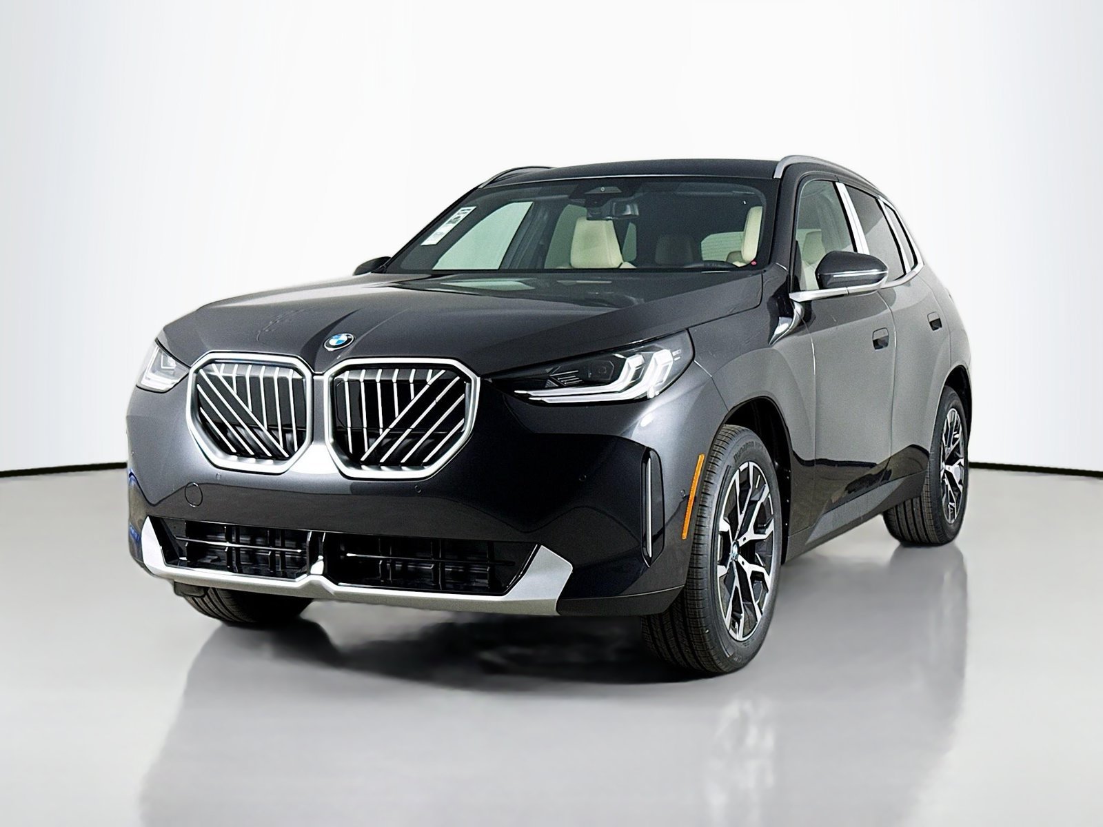 Used 2026 BMW X3 xDrive30i w/ Convenience Package AWD/4WD image 3