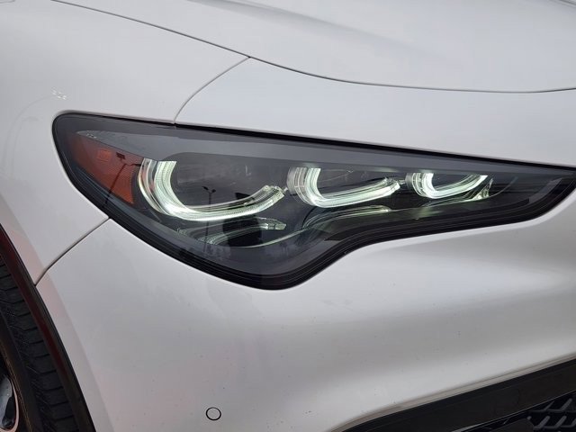 Used 2024 Alfa Romeo Stelvio Veloce image 9