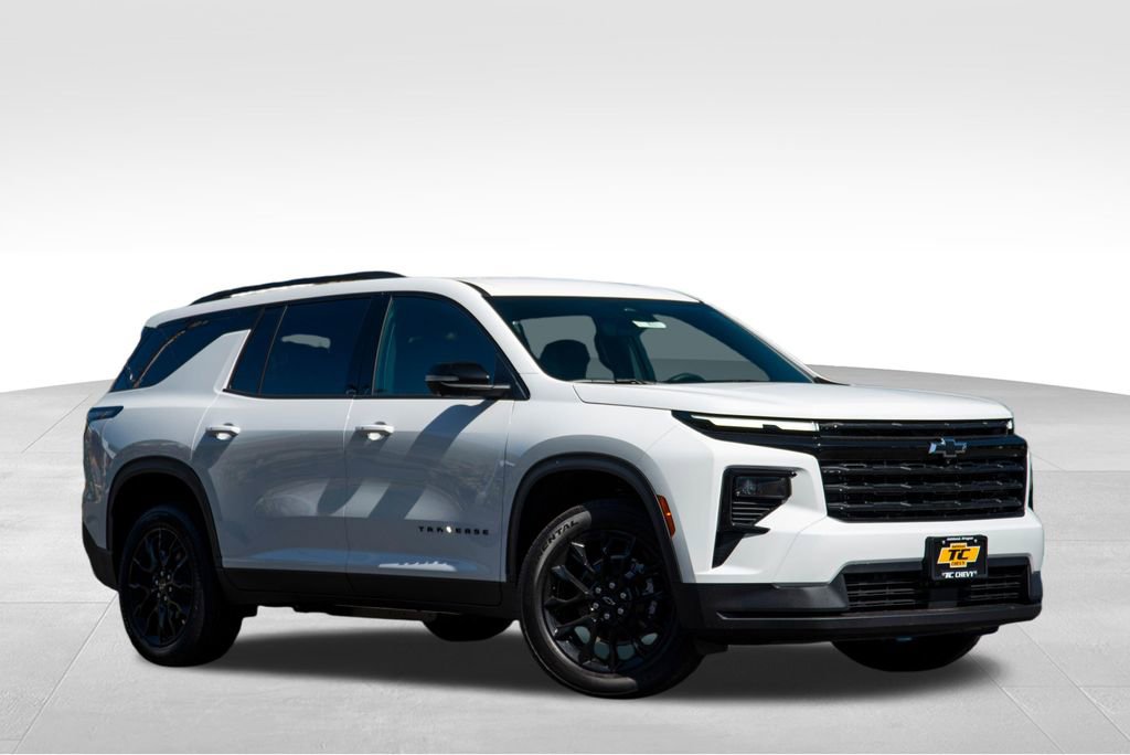 New 2026 Chevrolet Traverse LT w/ Midnight/Sport Edition AWD/4WD image 3