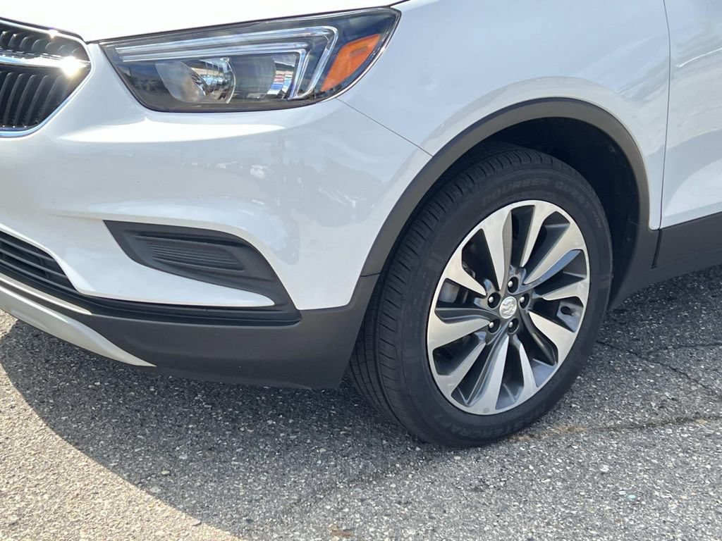 Used 2022 Buick Encore Preferred w/ Safety Package AWD/4WD image 8