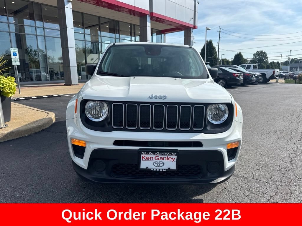 Used 2023 Jeep Renegade Latitude AWD/4WD image 10
