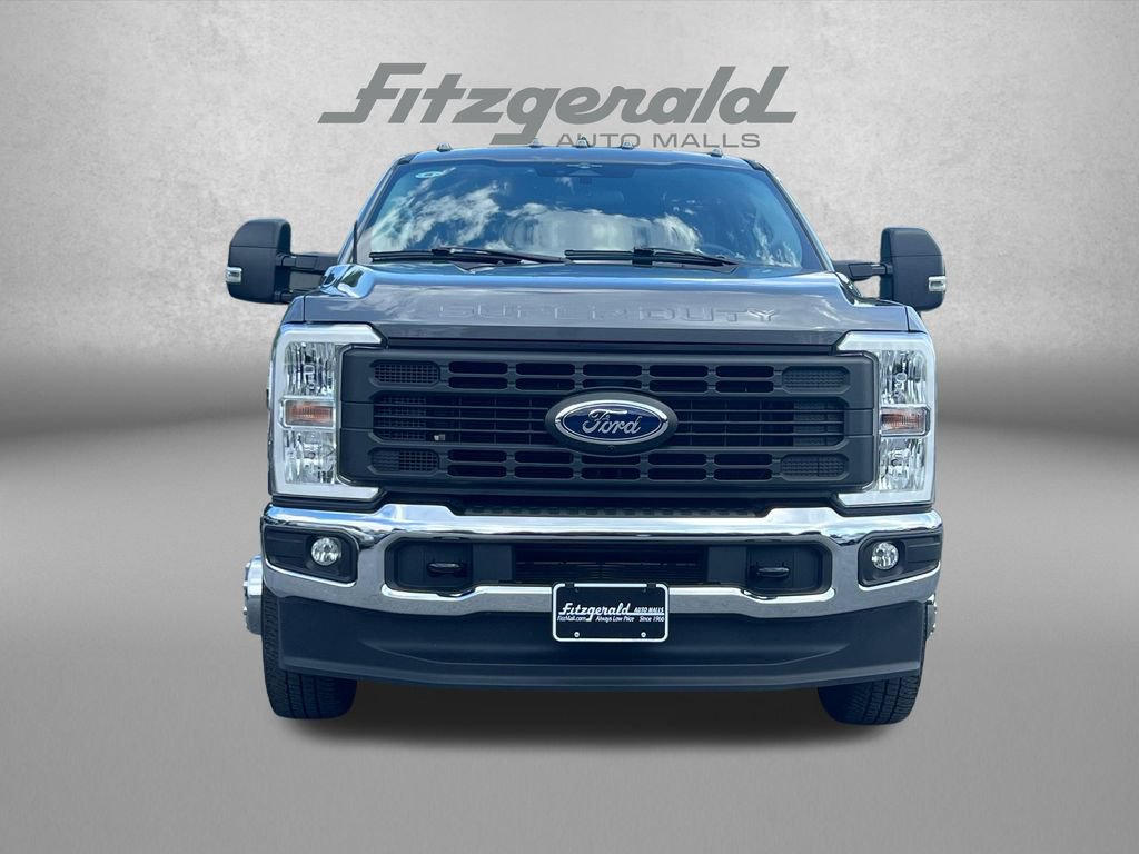 Used 2023 Ford F350 XL w/ 360-Degree Camera Package AWD/4WD image 6