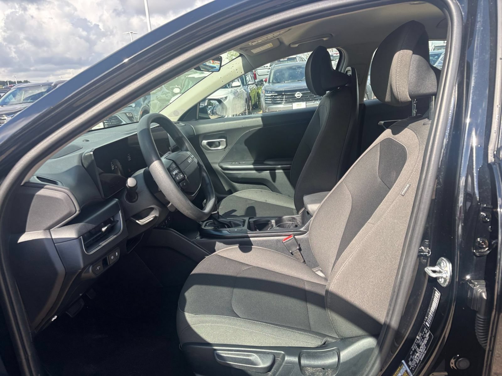 Used 2026 Kia K4 FWD image 25