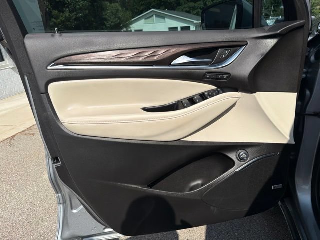 Certified 2024 Buick Enclave Avenir w/ Avenir Technology Package FWD image 24