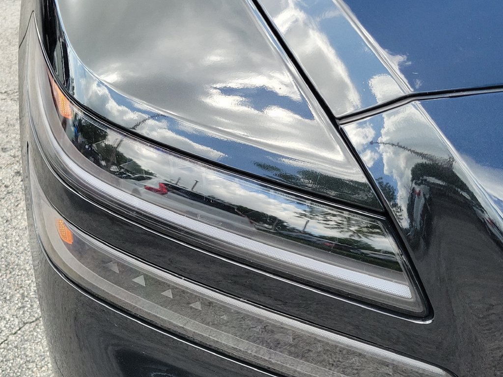 Used 2025 Genesis GV80 2.5T Standard AWD/4WD image 11