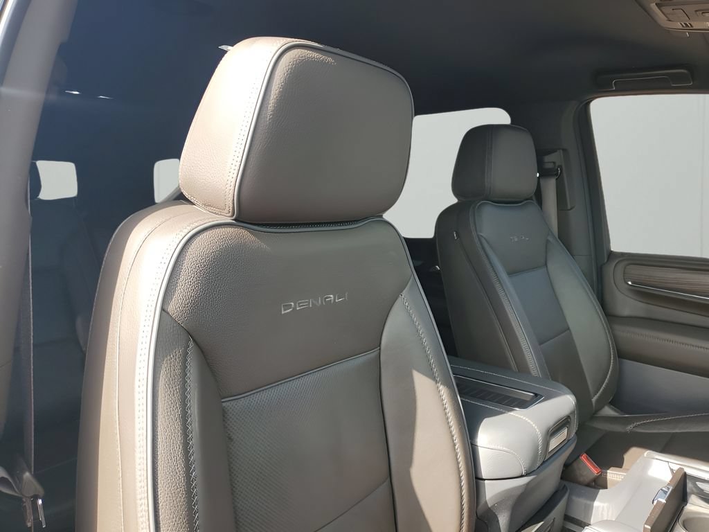 Certified 2023 GMC Yukon XL Denali AWD/4WD image 20