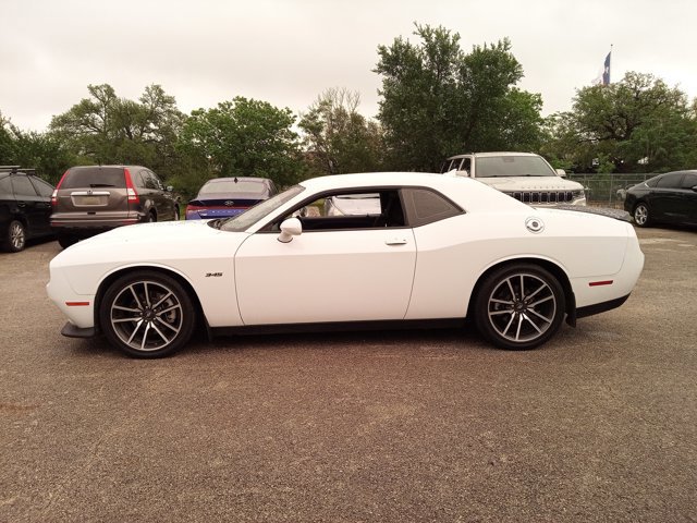 Used 2023 Dodge Challenger R/T image 8