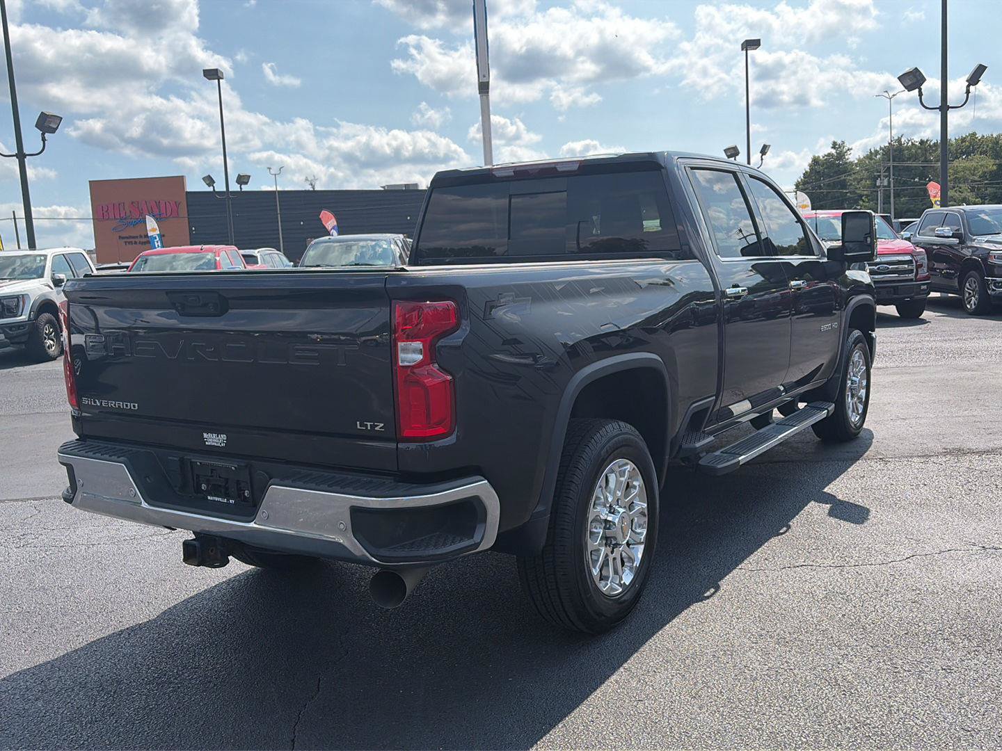 Used 2024 Chevrolet Silverado 2500 LTZ w/ LTZ Convenience Package AWD/4WD image 5