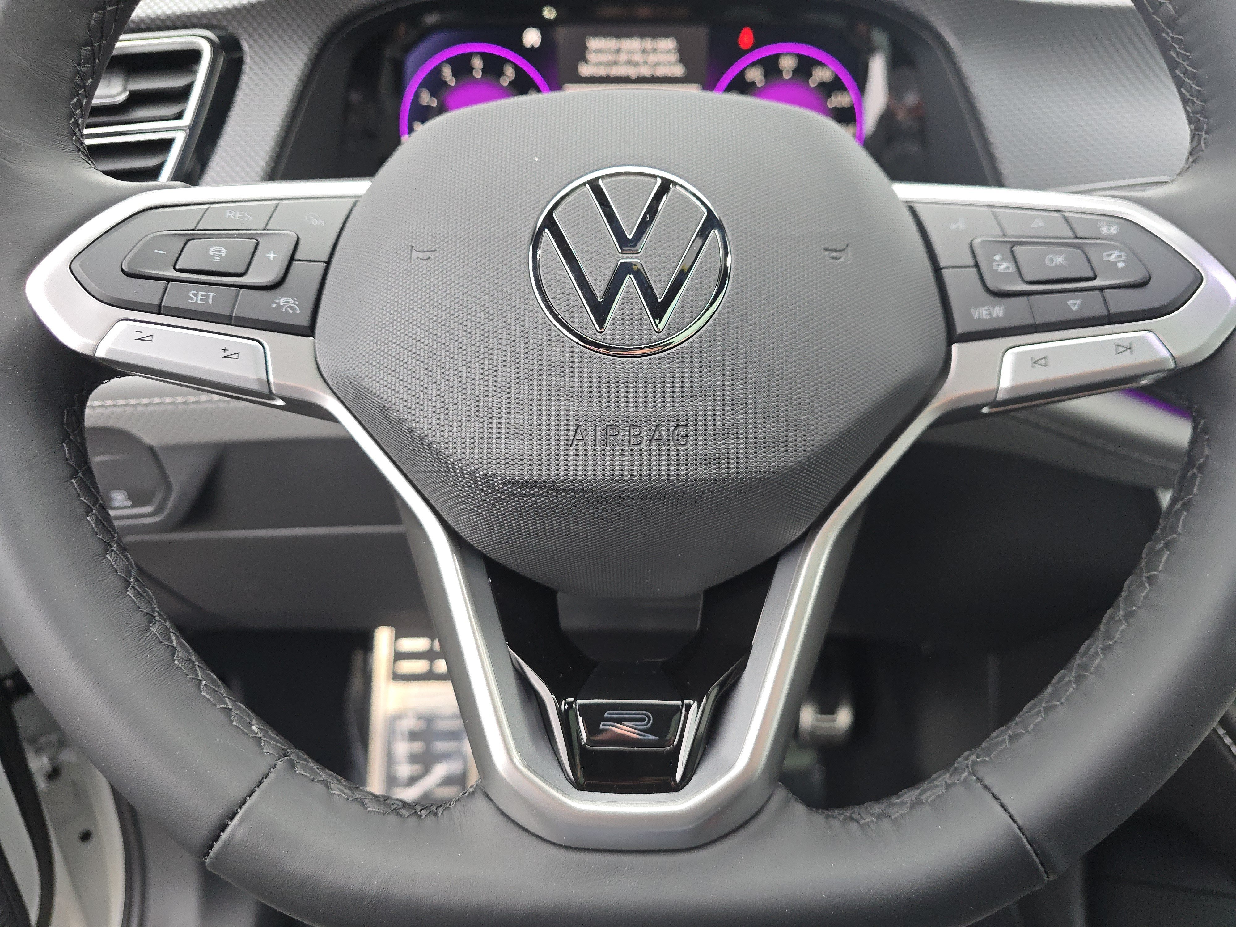 New 2026 Volkswagen Atlas Cross Sport SEL R-Line AWD/4WD image 20