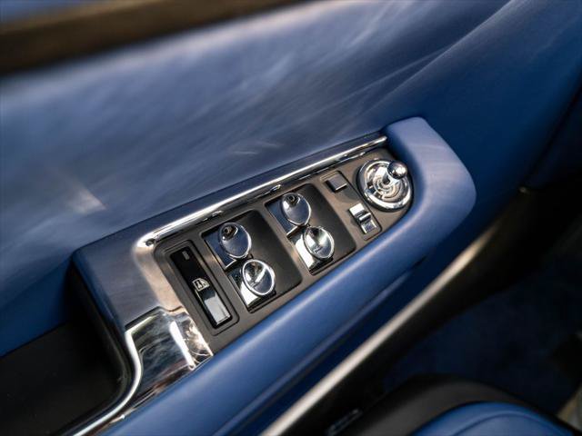 Certified 2020 Rolls-Royce Wraith RWD image 11