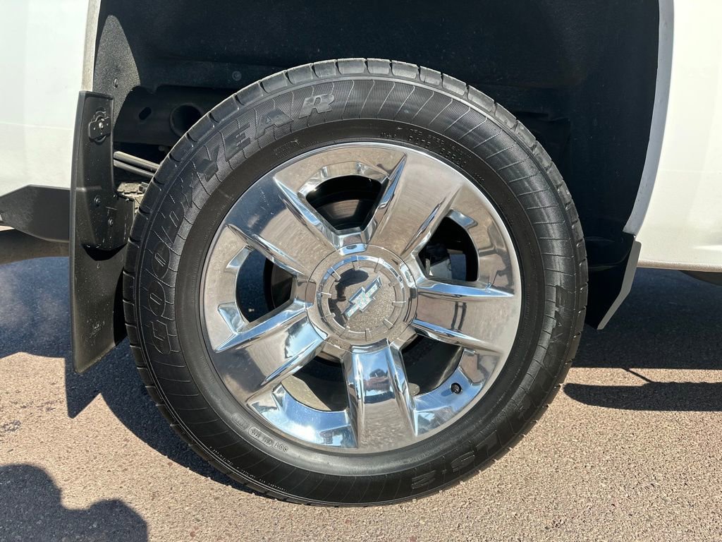 Used 2017 Chevrolet Silverado 1500 LTZ w/ Sport Package AWD/4WD image 37