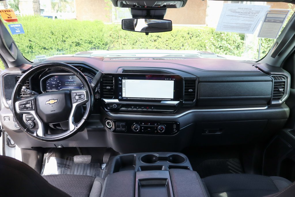 Used 2024 Chevrolet Silverado 2500 LT AWD/4WD image 27