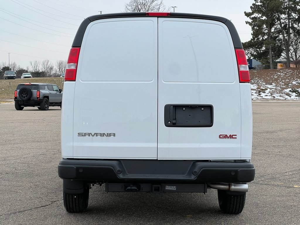 New 2025 GMC Savana 3500 Extended w/ Driver Convenience Package RWD image 38