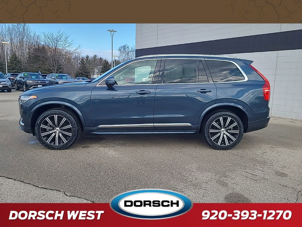 Used 2023 Volvo XC90 B6 Plus image 2