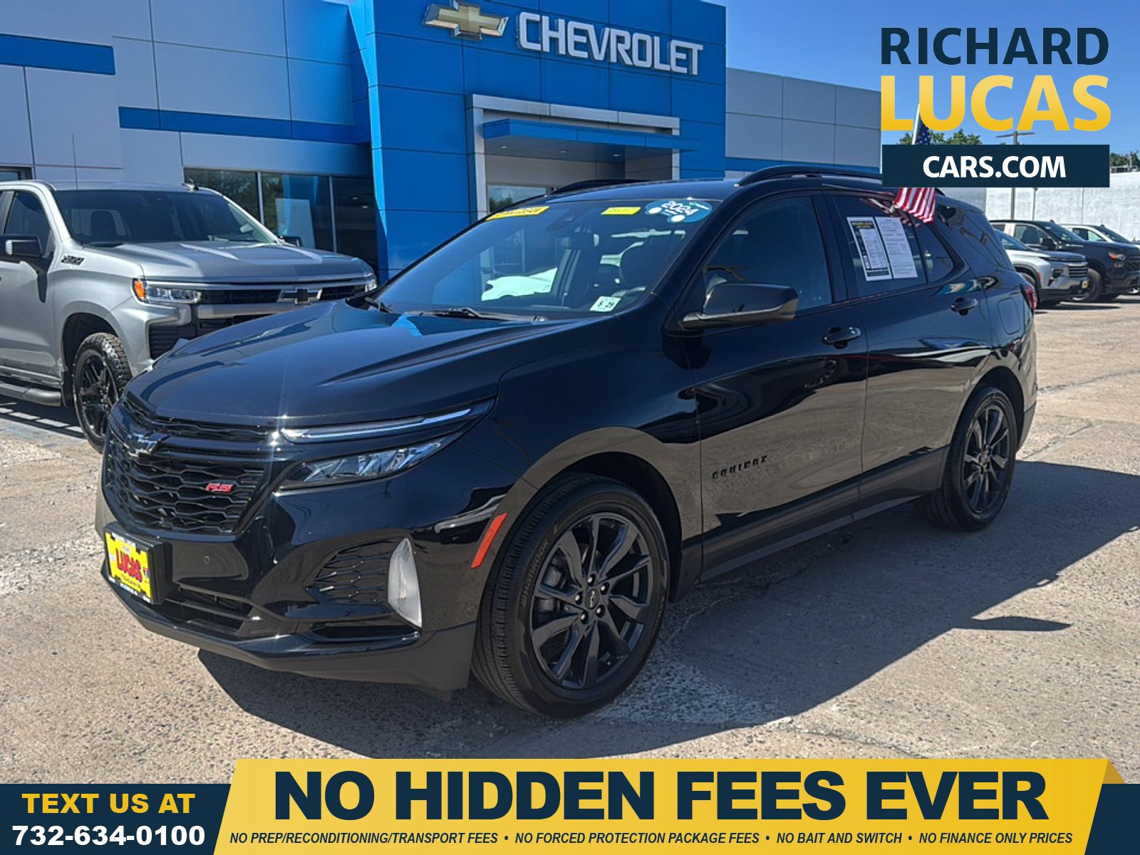 Used 2024 Chevrolet Equinox RS w/ LPO, Cargo Package FWD image 1