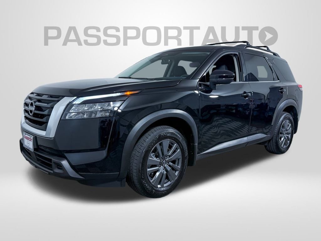 Certified 2024 Nissan Pathfinder SV