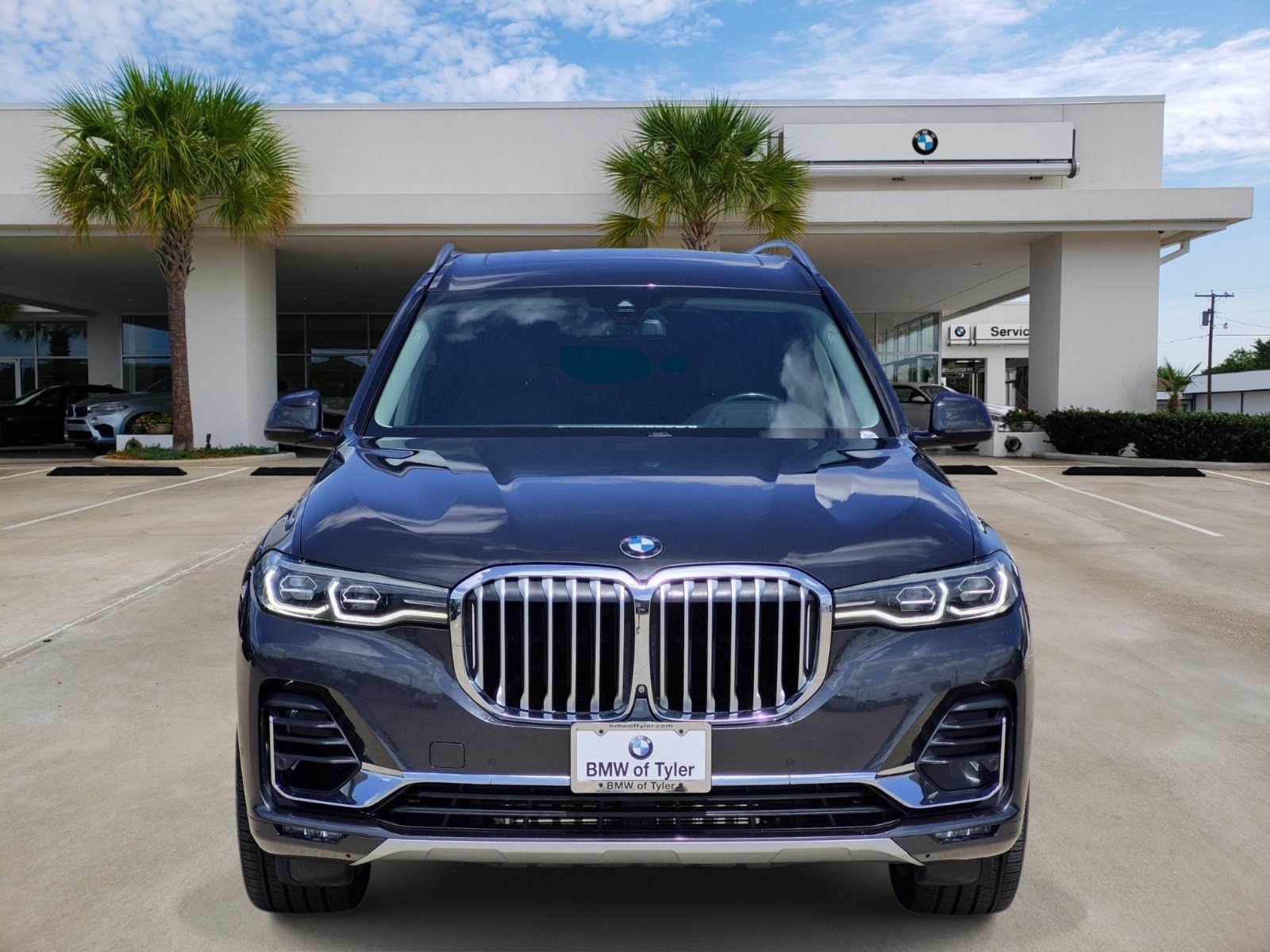 Used 2019 BMW X7 xDrive40i w/ Premium Package AWD/4WD image 2