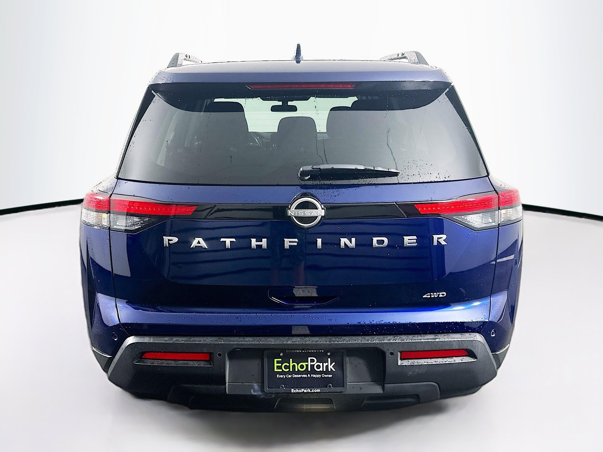 Used 2025 Nissan Pathfinder SV AWD/4WD image 7