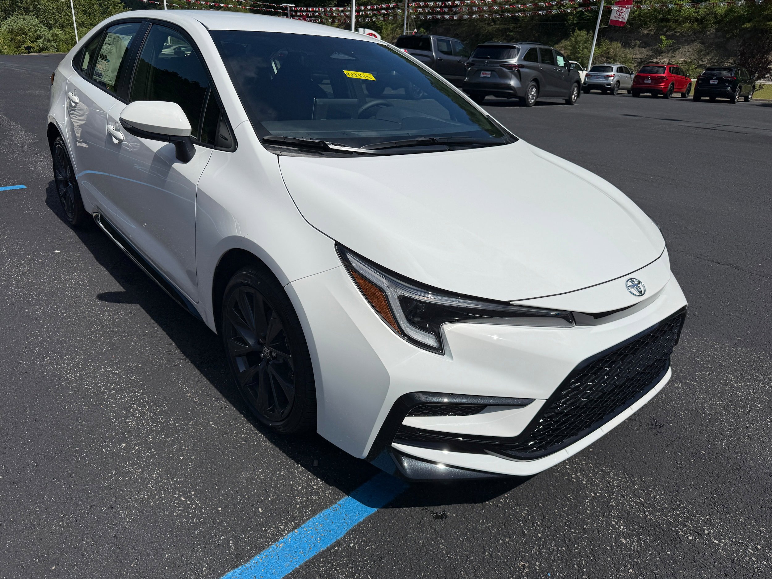 New 2026 Toyota Corolla SE FWD image 5