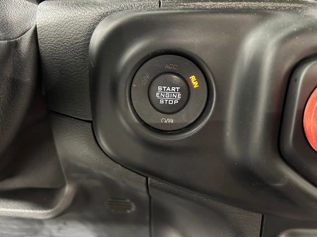 Used 2021 Jeep Wrangler Unlimited Sahara AWD/4WD image 22