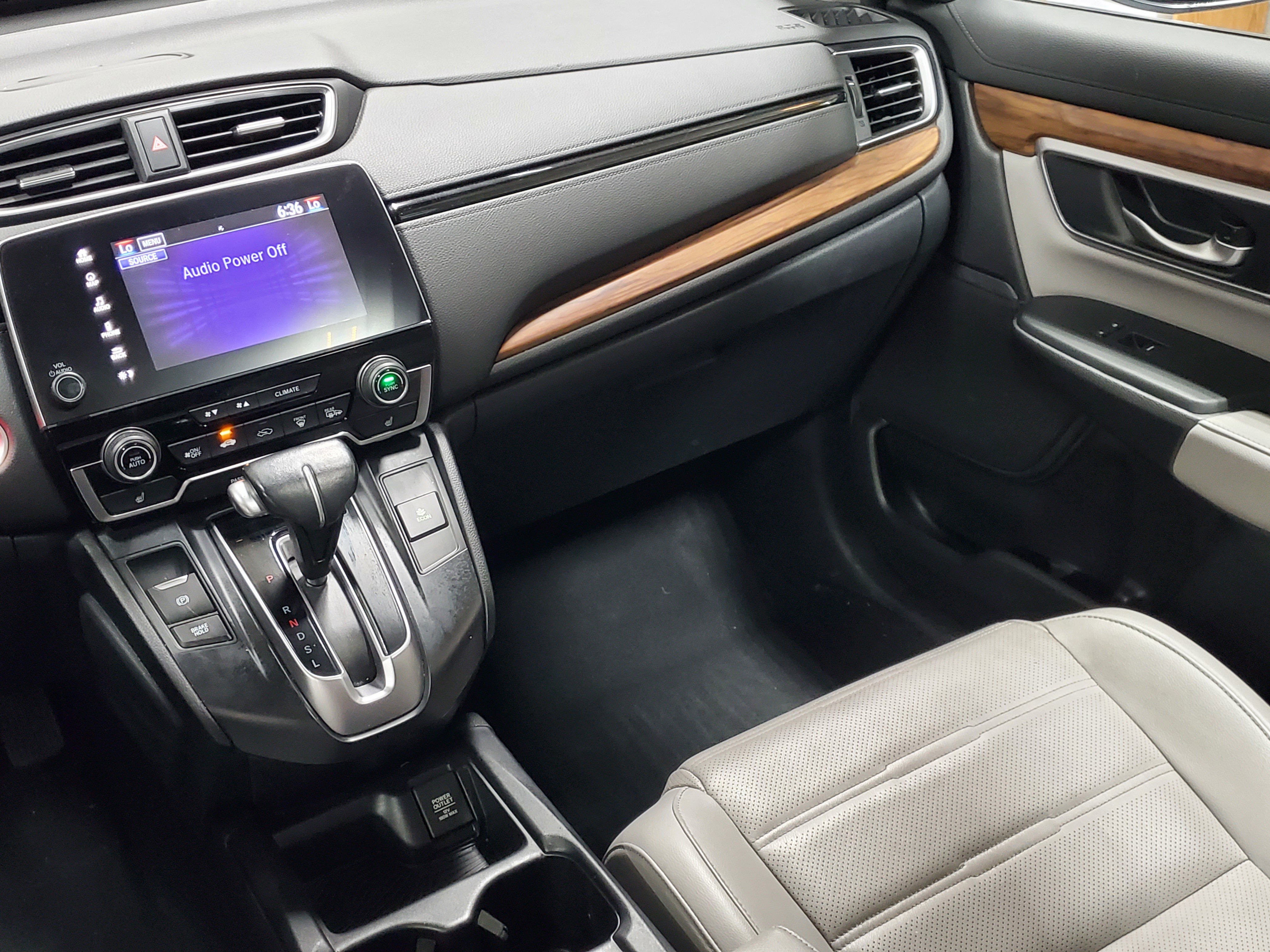 Certified 2017 Honda CR-V Touring image 16