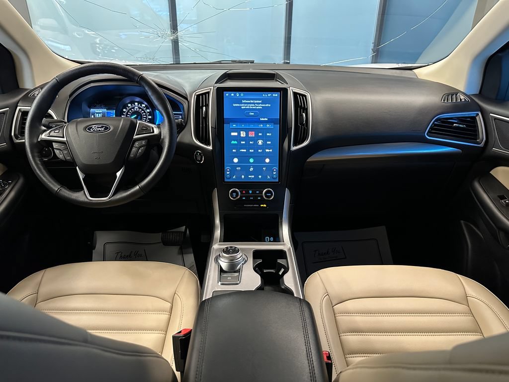 Used 2024 Ford Edge SEL AWD/4WD image 9