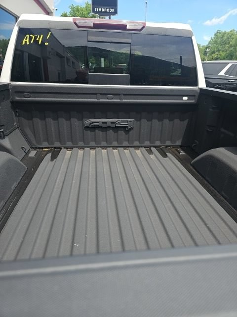 Used 2021 GMC Sierra 1500 AT4 w/ AT4 Preferred Package AWD/4WD image 9