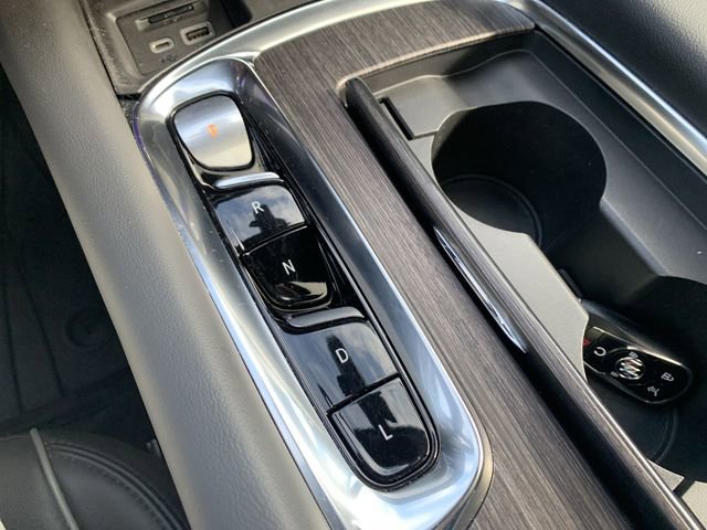 Used 2024 Buick Enclave Avenir w/ Avenir Technology Package image 16