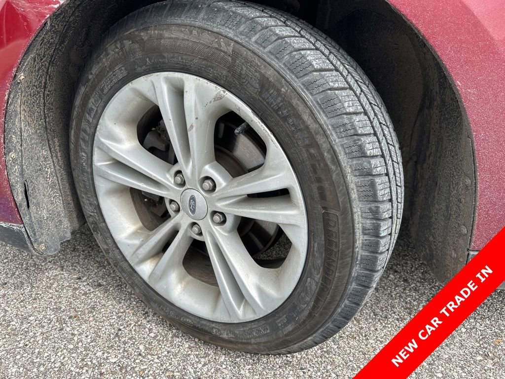 Used 2016 Ford Taurus SEL image 12