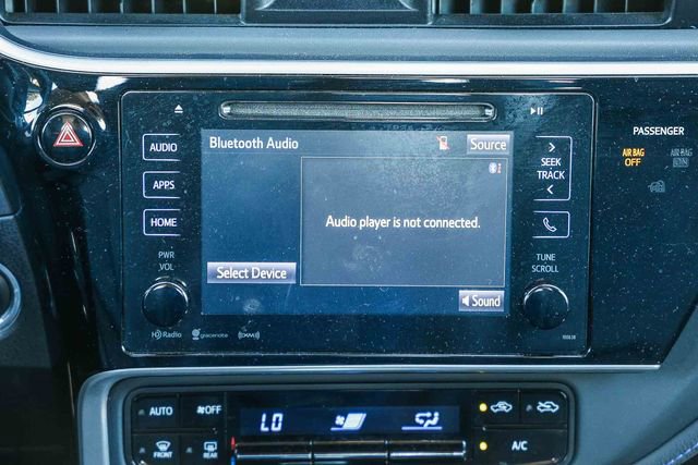 Used 2017 Toyota Corolla SE w/ SE Premium Package image 13